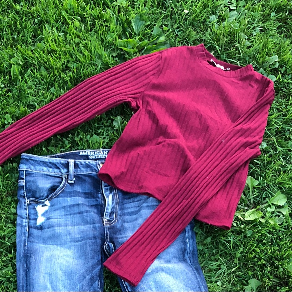 🌻LONG SLEEVED CROP TOP🌻